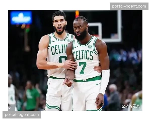 马刺攻防效率均进入联盟前十 团队篮球体系日趋成熟 马刺攻防效率均进入联盟前十 团队篮球体系日趋成熟