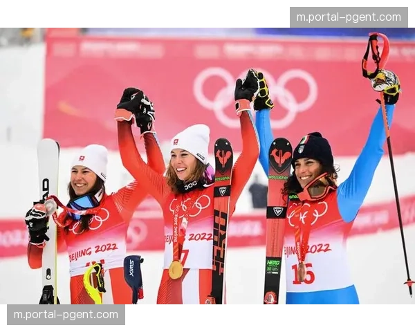 马萨洛娃高压球处理 瑞士选手网前技术环节表现稳定